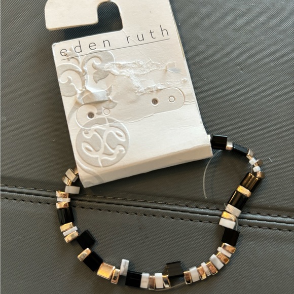 $5/Eden Ruth Beads Black/Gold/White Chain Bracelet NWT - Picture 1 of 4